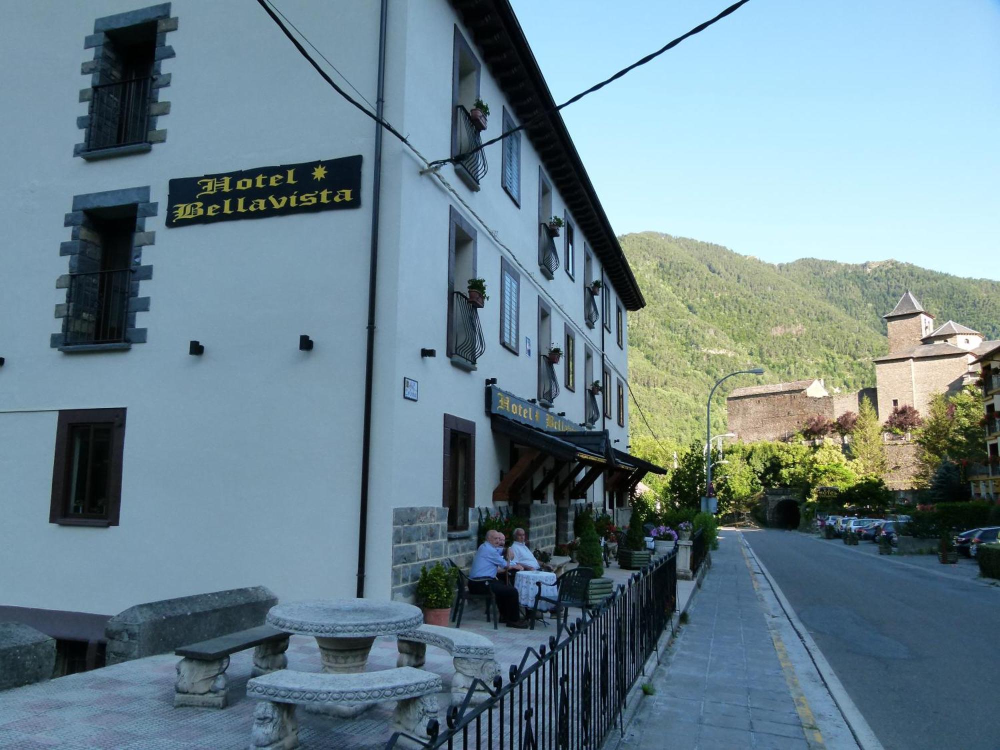 Hotel Bellavista Ordesa トルラ エクステリア 写真